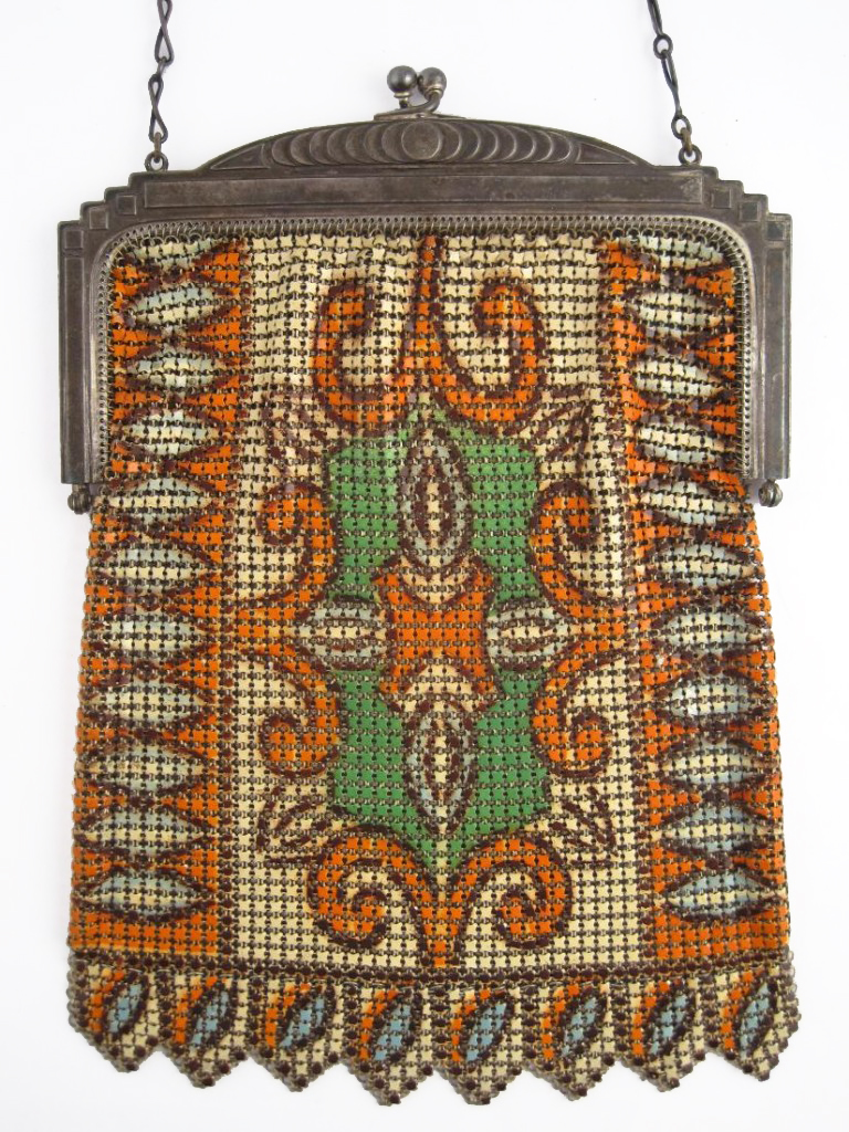1930s Whiting Davis Gold Mesh Purse Vintage Small Wedding Handbag Form –  Power Of One Designs