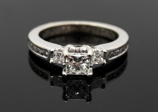 Antique Art Deco Princess Cut Diamond Platinum Ring